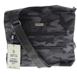 NWT Baggallini Women's Bucket Bagg Crossbody Bag Dark Gray Camo